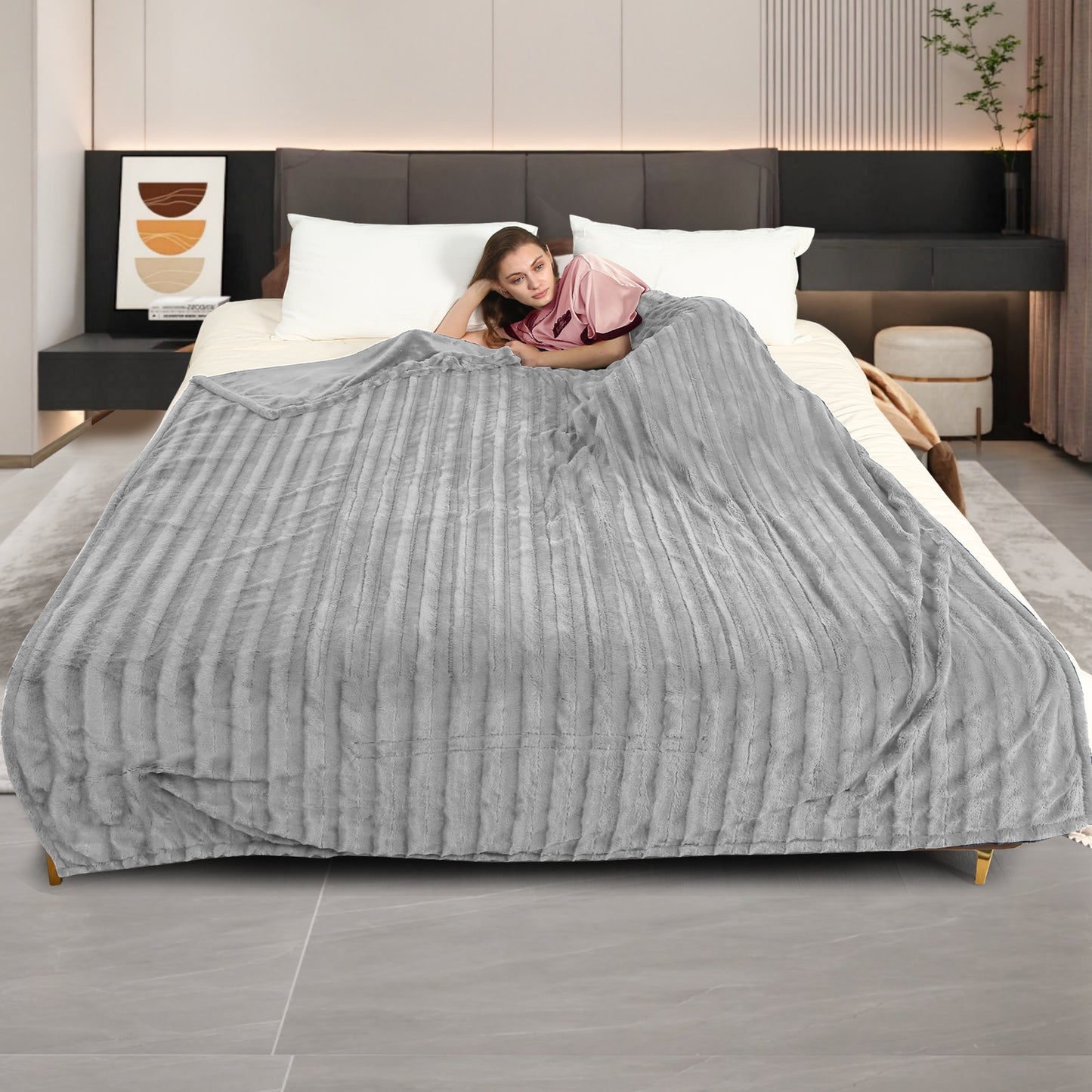SUNNY HEAT Electric Heated Blanket 72'' x 84'', Soft and Lightweight Faux Fur Electric Blanket, Light Grey